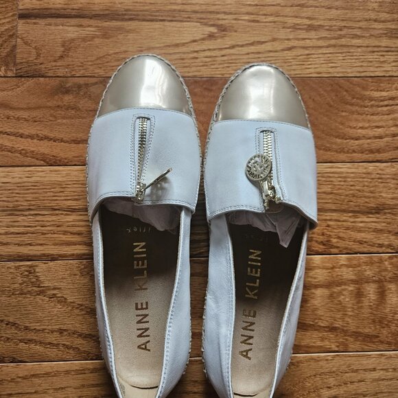 Anne Klein Women’s Akzetta White Sneaker Size 8.5M - Picture 3 of 7